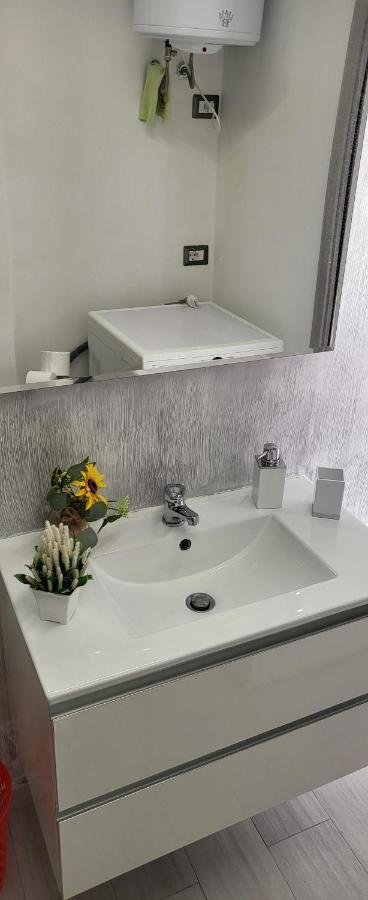 Bed and Breakfast Holithªy Molª Mola di Bari Exterior foto