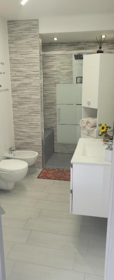 Bed and Breakfast Holithªy Molª Mola di Bari Exterior foto